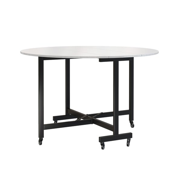 Kuashachchhanna Dining Table